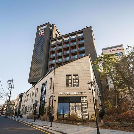 סיאול Junibino Hotel Hongdae מראה חיצוני תמונה
